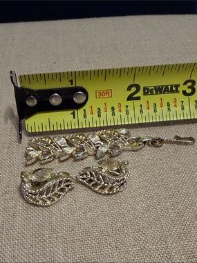 Vintage Gold-Tone Leaf Clip-On Earrings -+ Pendant